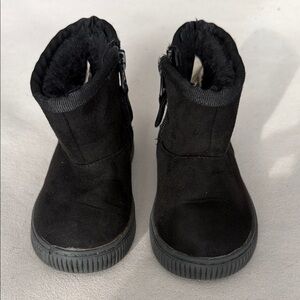 Cat & Jack Kids Black Winter Boots
